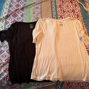 Nine West Ribbed Tshirts - Black and White